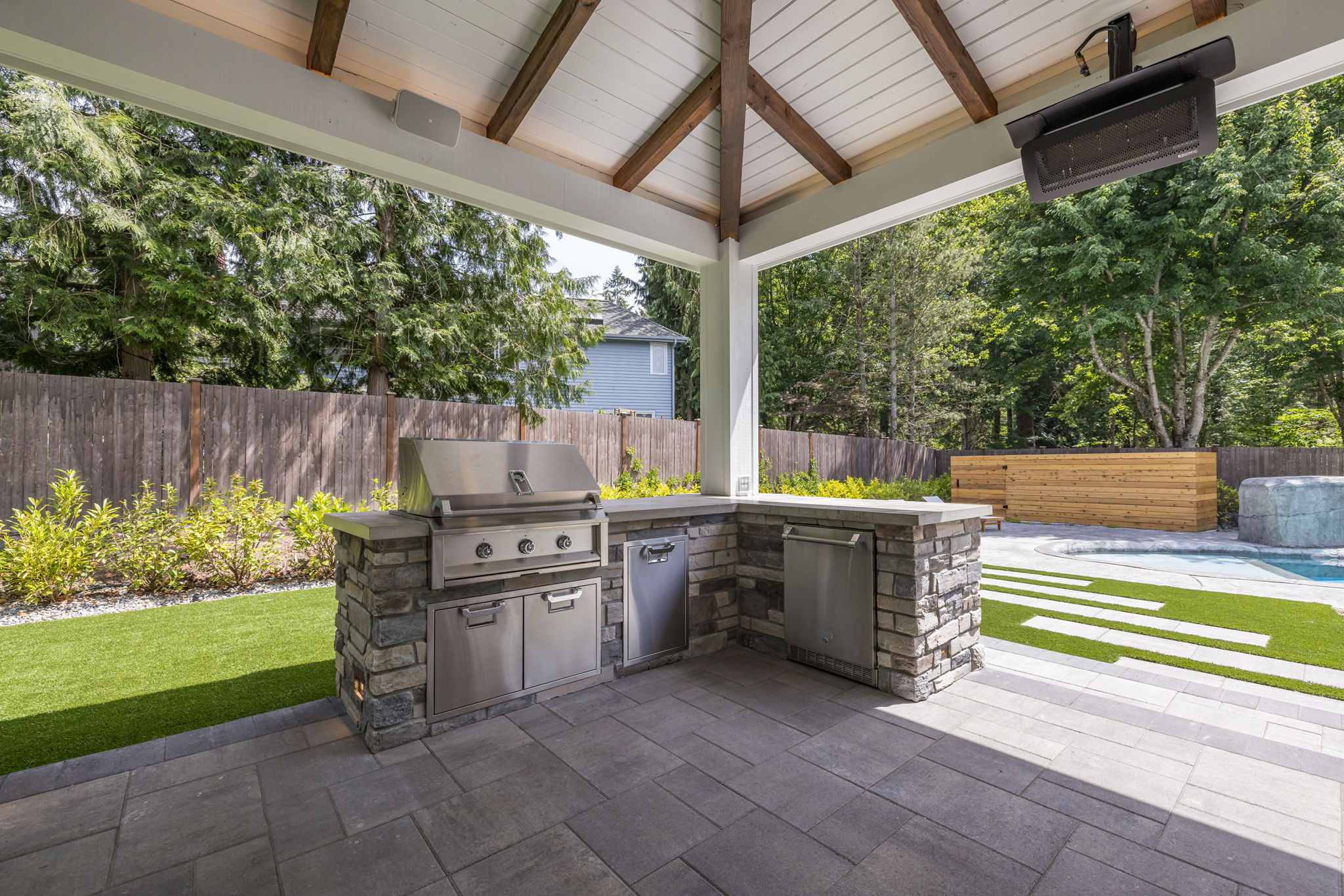 Guenser Project – Sammamish Covered Patio 14