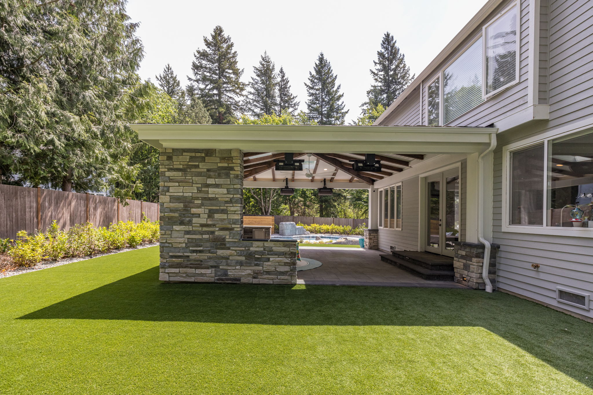 Guenser Project – Sammamish Covered Patio 26